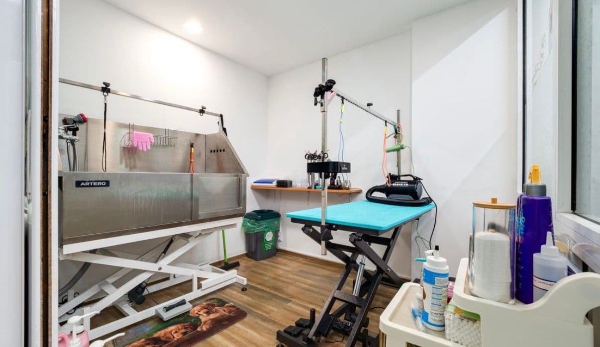 Банер на Груминг салон Щастливи лапи