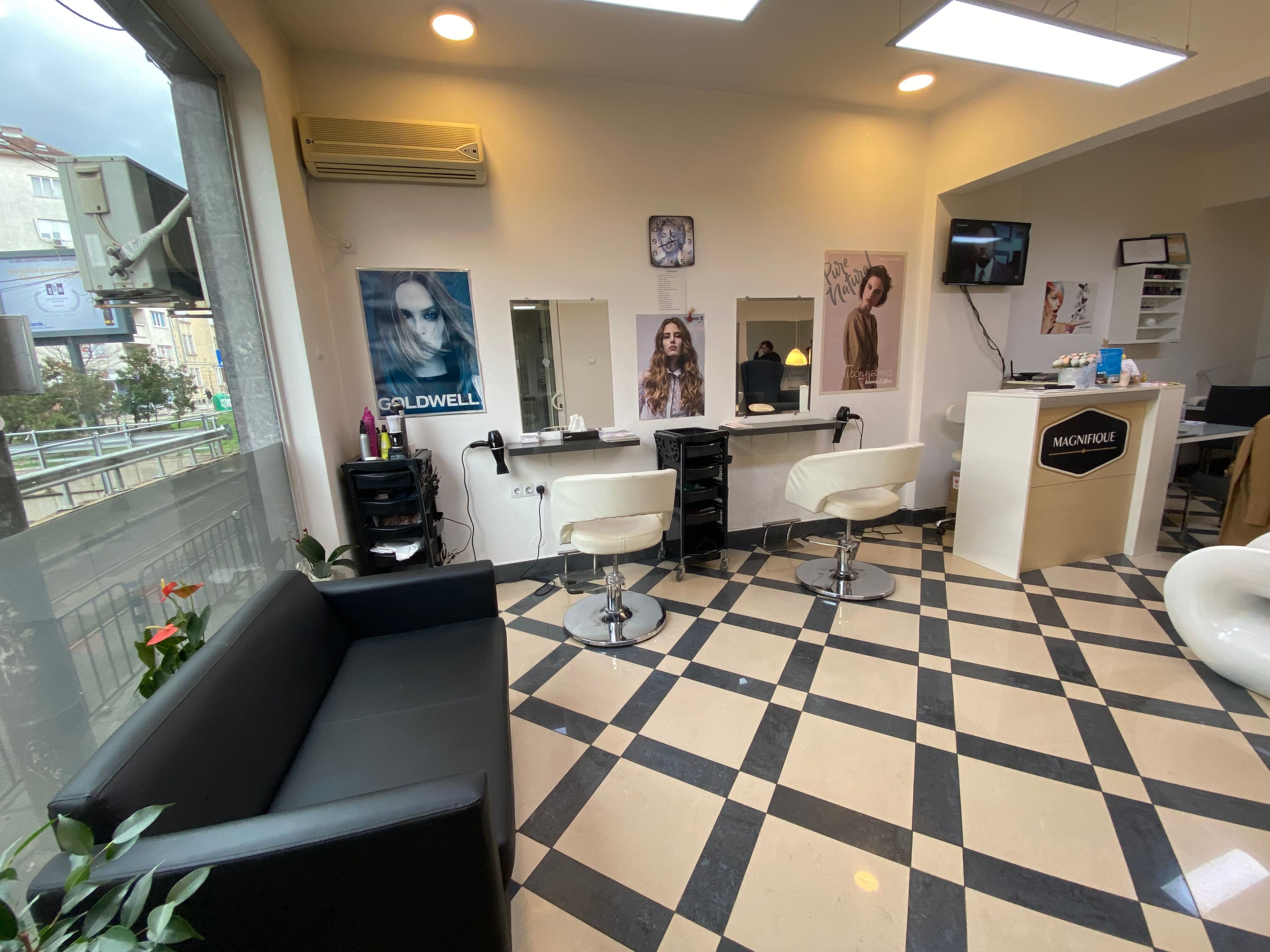 Банер на Magnifique Beauty Lounge