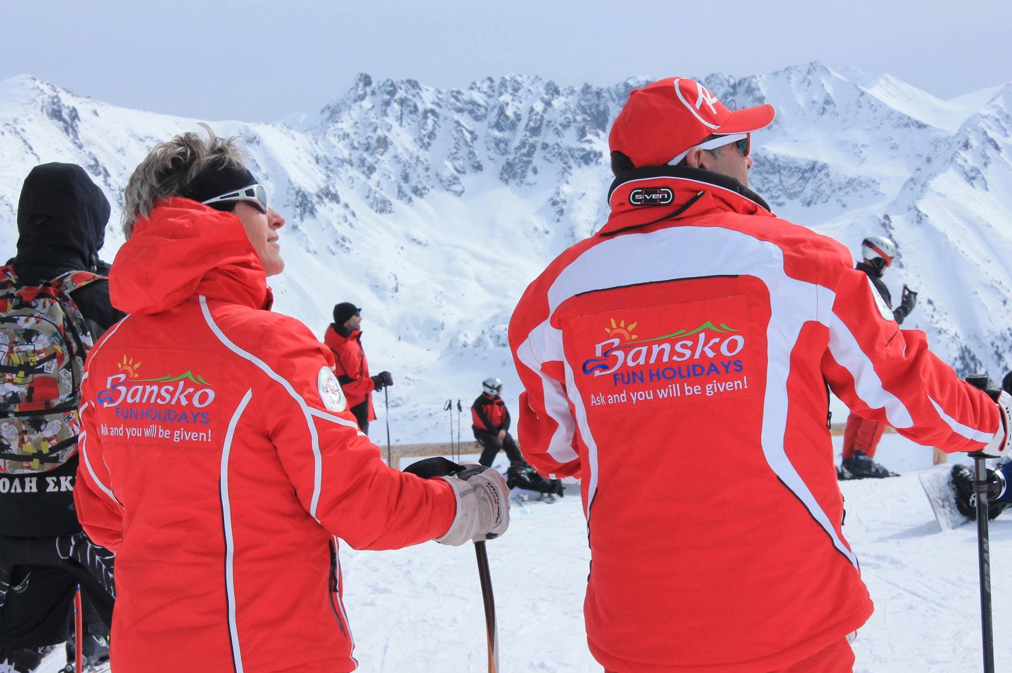 Банер на Bansko Fun Holidays ски училище и гардероб