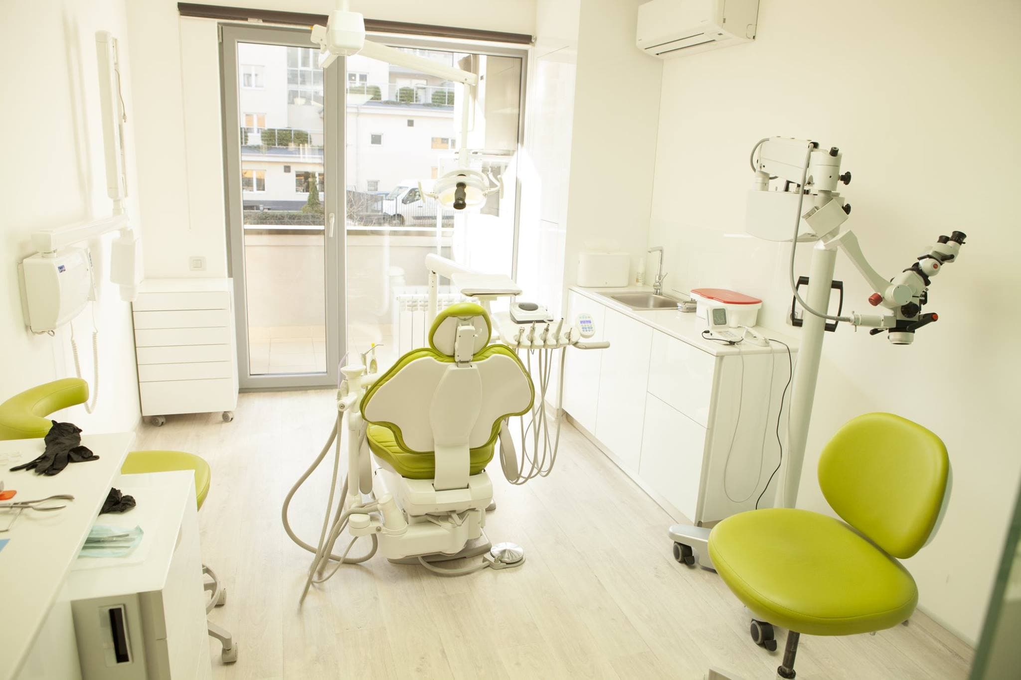 Банер на Дентална клиника Denta Consult