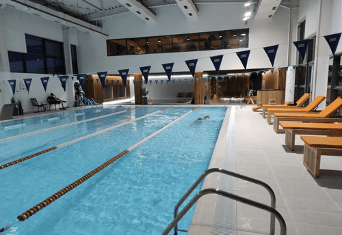 България Плува Басейн Spark Me