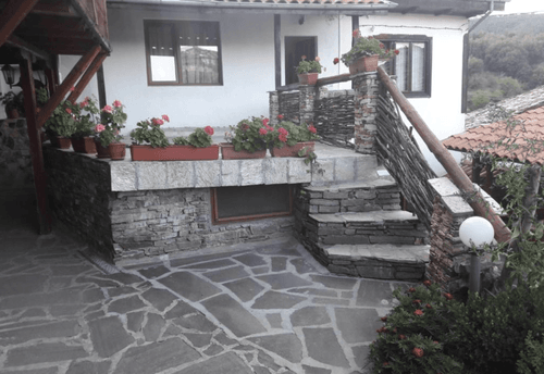 Шарковата къща за гости Долен